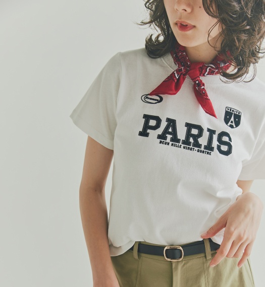 ノードセンス特集の「PARIS MOOD」のスタイリングNo.12のMFM着用の洋服ディティール画像